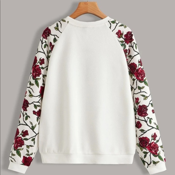 Rose Floral Print Sweatshirt - Picture 2 of 4